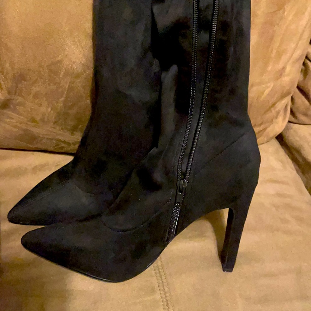 Brand New Over The Knee Boots.  Too Small For Me. - Picture 2 of 4